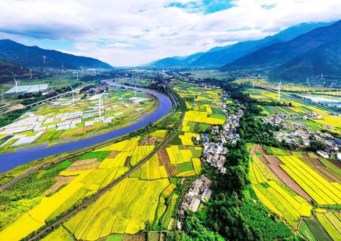 ����������ӿ콨�衰�츮�ڶ����֡�